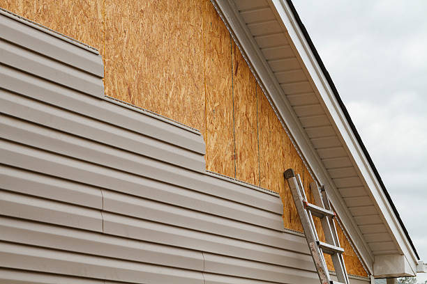 24/7 Emergency Siding Replacement experts in Long Beach, IN